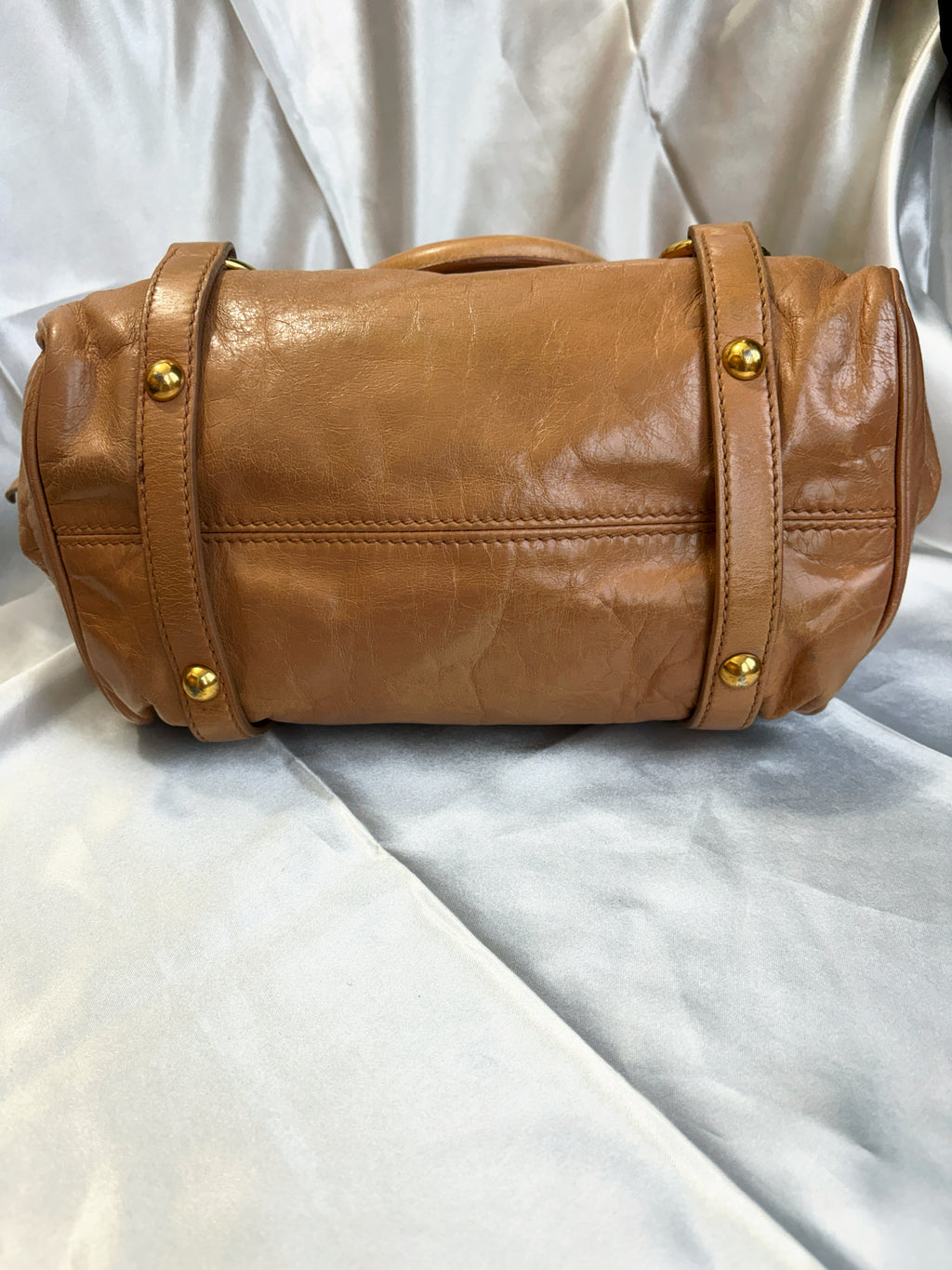Miu Miu Vitello Lux bag(Camel)